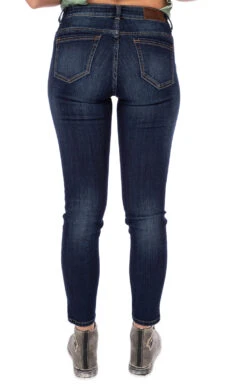 Hangowear Jeanshose Lang WANDA Dunkelblau 29 Hangowear Jeanshose Lang WANDA Dunkelblau -Modische Damenbekleidung Geschäft Damen Jeanshose Hangowear Wanda dunkelblau Q